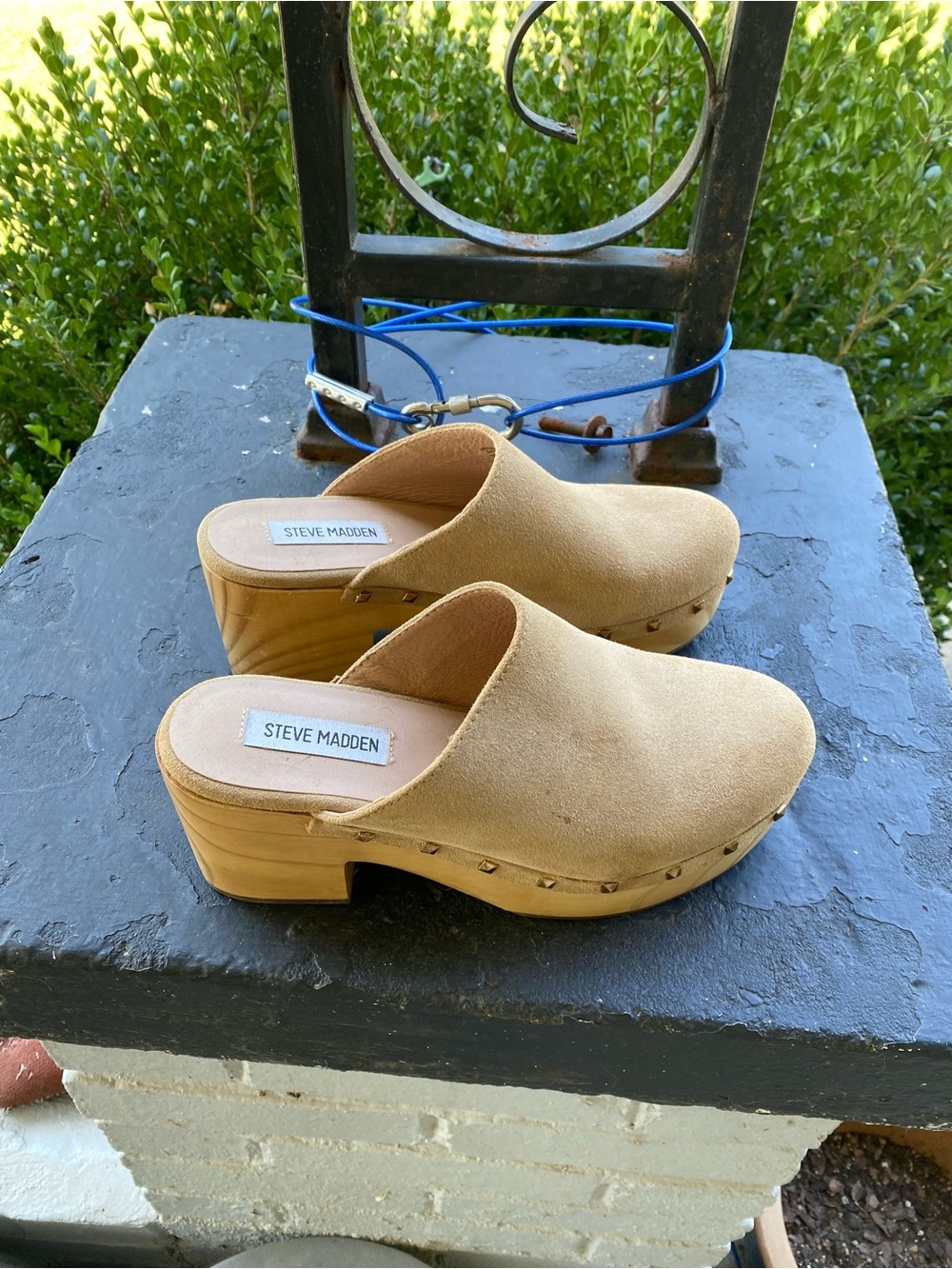 Steve Madden Tan Suede Slip-On Mules size 8M